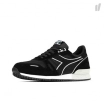 Diadora Titan II, Black (Bild: diadora.com)